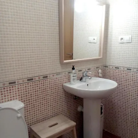 Apartamento De Una En Rianxo, Con Magnificas Vistas Al Mar, Terraz... *